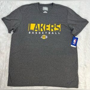 Los Angeles Lakers Men’s T-Shirt NBA size XL NWT